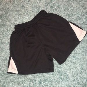 ❣️Boys XS 6/6x shorts